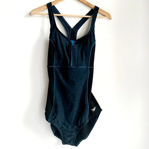 Speedo Colorblock Brand new Keyhole Back One Piece Swimsuit 14 - Picture 1 of 7